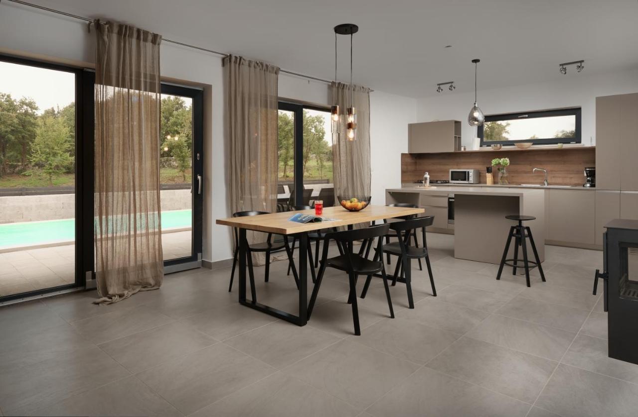 Villa Kalu 2 Filipana Buitenkant foto